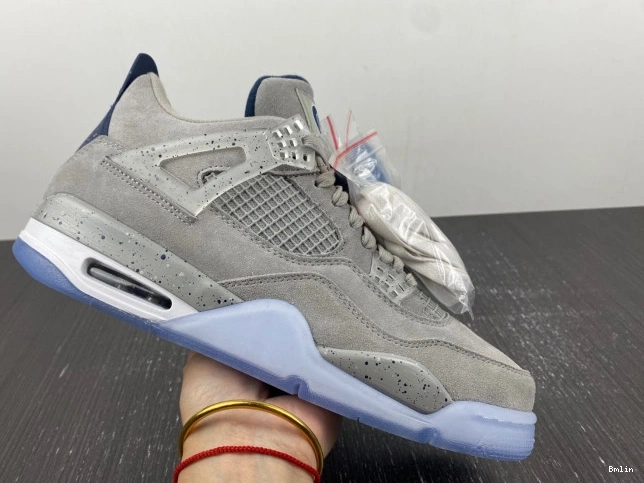 Bmlin Jordan (PE) Retro AJ4-1043505 4 Georgetown 0701